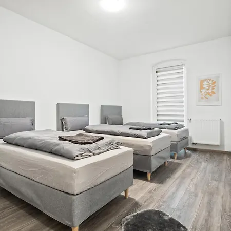 Wohnung In Zentraler Lage - Kostenlose Parkplaetze Kassel Esterno foto