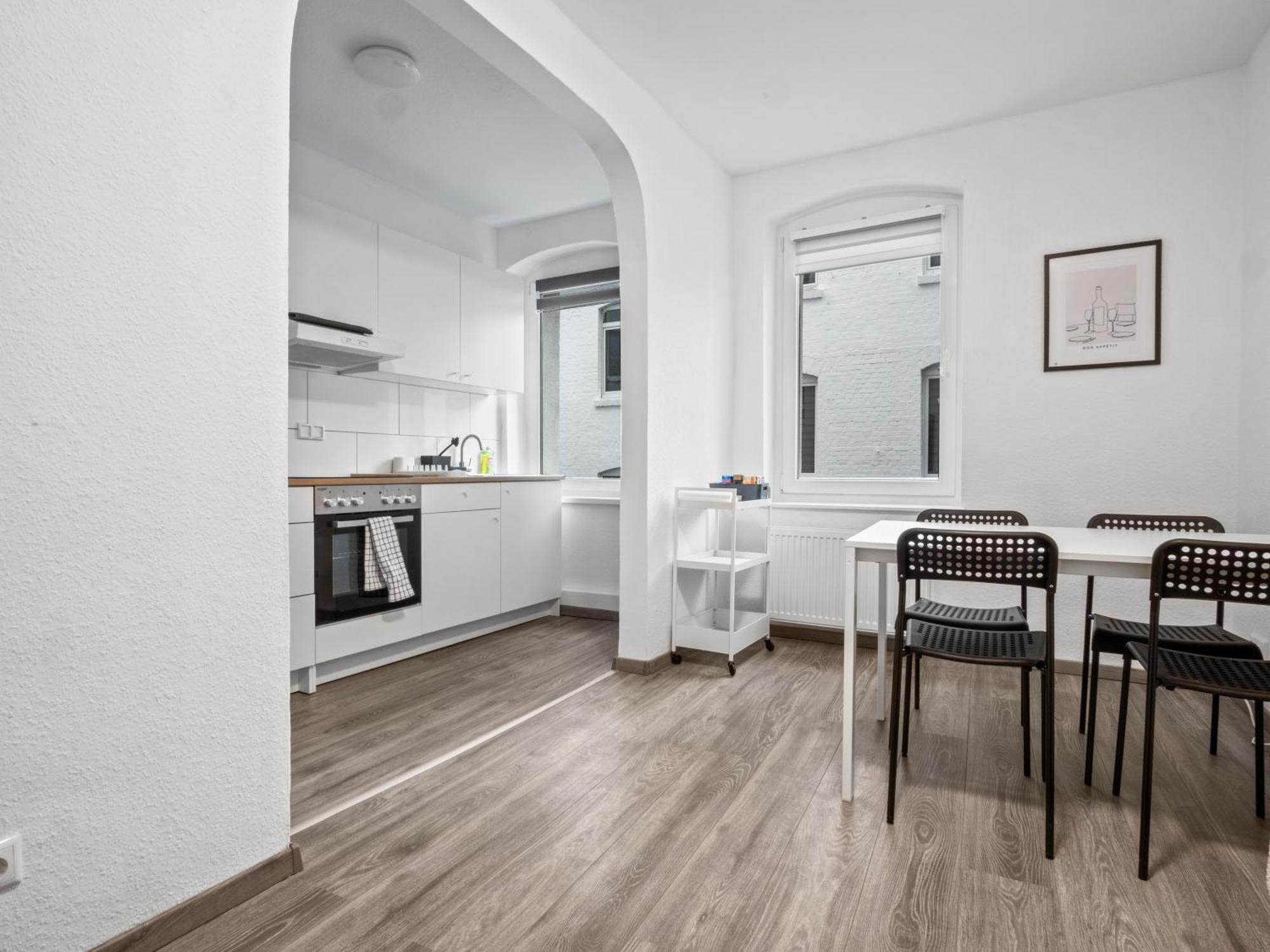 Apartment In Zentraler Lage - Kostenlose Parkplaetze *